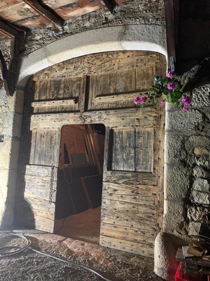 Chambres D'Hotes Des Deux Lacs Ceyzerieu Luaran gambar